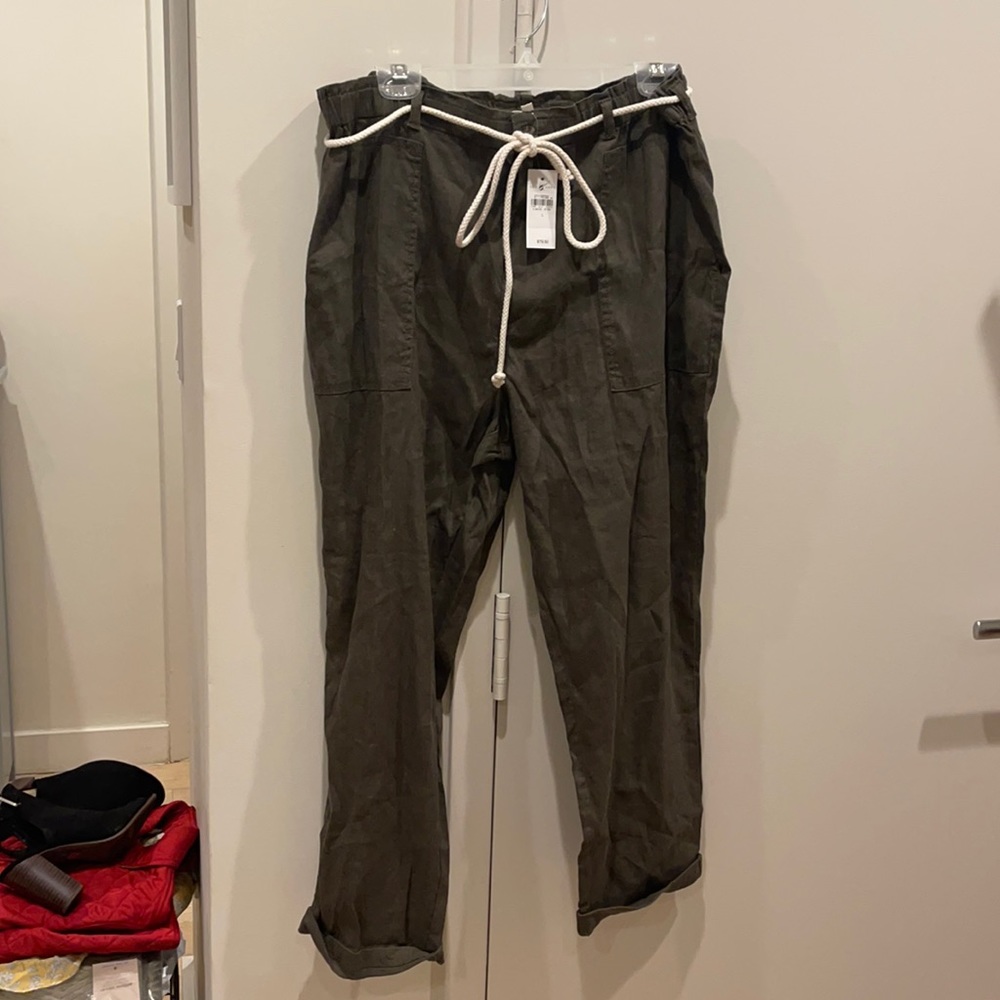 NWT Lou & Grey Boyfriend Fit Army Green Linen Ankle Fit Tie Pants - Size L